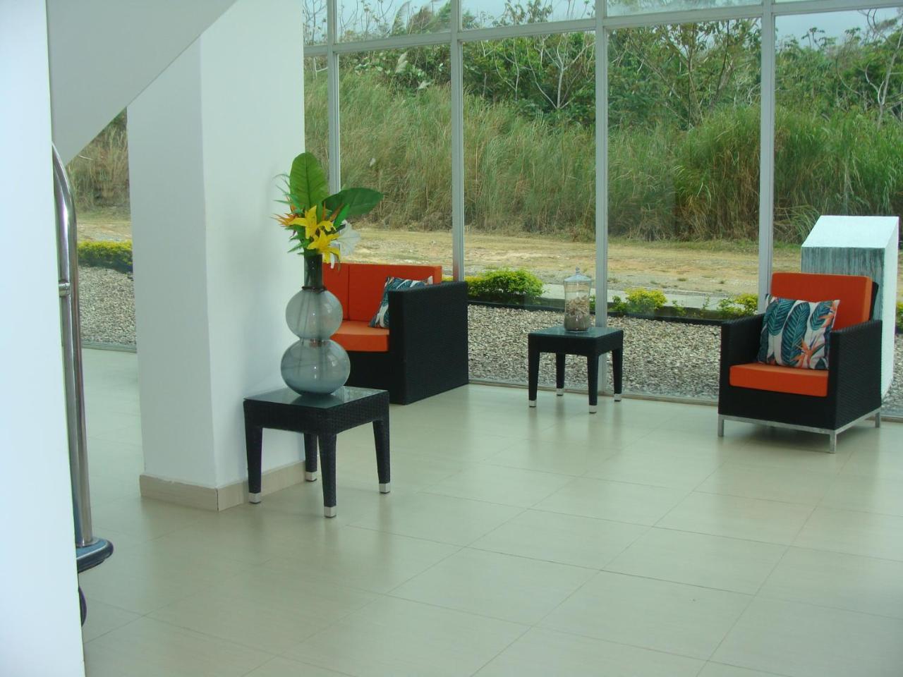 Apartamento En Balabeach Maria Chiquita In Front Of The 2hab Colon