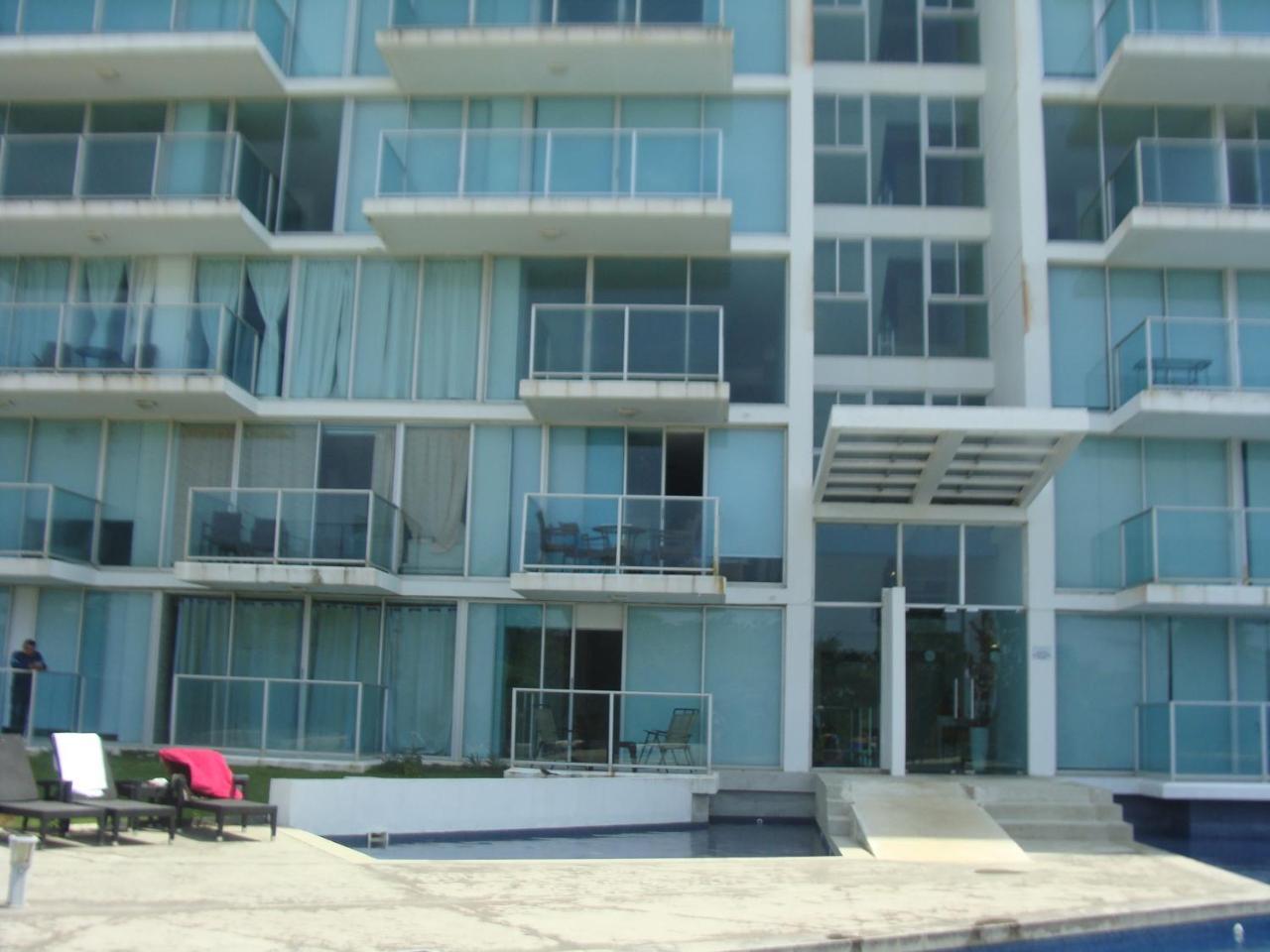 En Balabeach Maria Chiquita In Front Of The 2hab Apartamento *